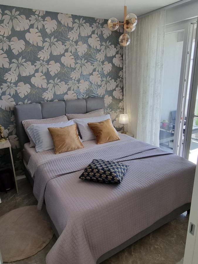 Apartment "50 Shades" With Balcony And Free Parking In The Garage Zadar Dış mekan fotoğraf
